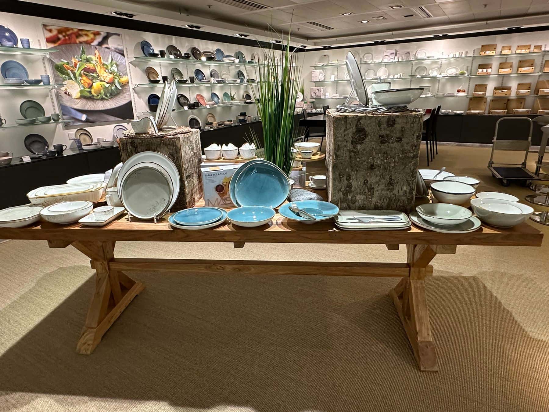 Ausstellungsraum Teller